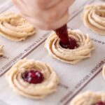 型無しで作れるジャムクッキーの作り方＆アップルローズティー：米粉・卵白のお菓子｜HidaMari Cooking
