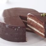 チョコレート・バタークリームケーキの作り方 Flourless chocolate cake｜HidaMari Cooking