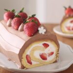 クリスマスに！Wクリーム・ロールケーキの作り方 Double Cream Swiss Roll Cake｜HidaMari Cooking