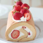 ふわっふわな別立ていちごロールケーキの作り方｜HidaMari Cooking