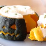 ハロウィンに！かぼちゃ丸ごとなめらかパンプキンプリンの作り方