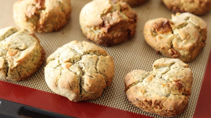 焼くまで5分♪混ぜるだけ、ミルクティーみたいな紅茶とホワイトチョコのスコーン＊米粉のお菓子、バレンタインに♪：ラッピングあり｜HidaMari Cooking