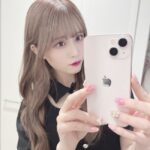 【悲報】AKB48太もも美人のかよよんさん、お給料が少なすぎて？iPhone13 Proが買えない？【田北香世子】