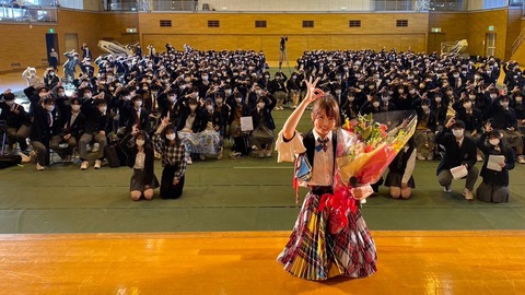 【AKB48】岡部麟が高校の文化祭にサプライズ出演