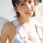 【画像】AKB48小栗有以さん、道端で少しアレな形の葉っぱを見つける【チーム8ゆいゆい】