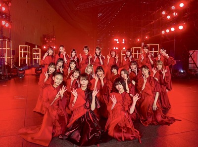 【櫻坂46】ここで新衣装を着ていた！紅白エンディングに参加したメンバーがこちら！