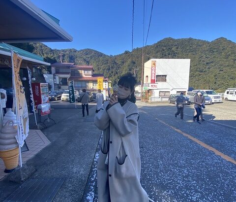 【SKE48】上村亜柚香「今年はおばあちゃん家に帰れたので初詣は小さい頃から恒例の那智大社に行ってきました」