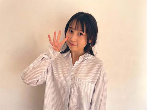 【SKE48】おっきなシャツに包まれた井上瑠夏が…