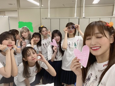 【櫻坂46】齋藤冬優花、渡邉理佐卒コンの素敵な写真を大量放出！！