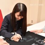 【SKE48】原優寧、アイドル人生で初めて書いたサイン入り「東スポやけくそＴシャツ」のプレゼント！