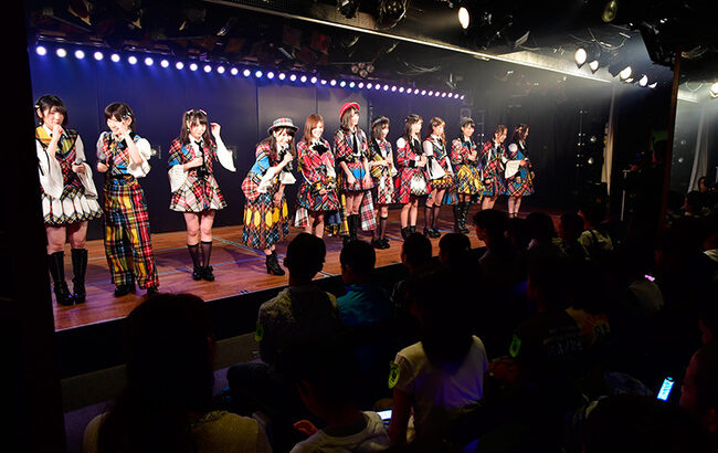 【朗報】AKB48劇場公演、修学旅行で観る文化事業となる！！！！！