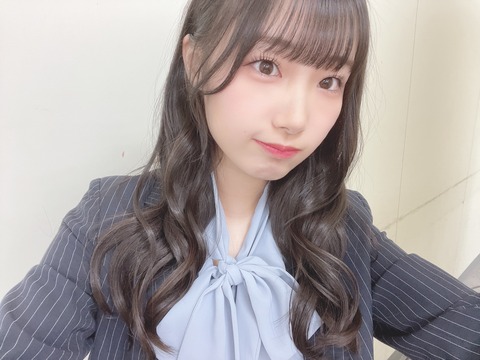 【SKE48】倉島杏実「スーツ生写真！働けそうには見えません…()」