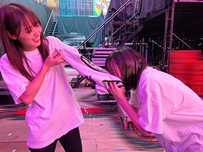 【櫻坂46】ラストゼッケンに吸い付き堪能w 増本綺良、卒業したゆっかーへの愛を綴る【私の親分】