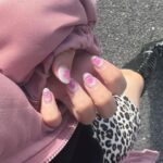 【SKE48】岡本彩夏「爪です UVでハートの色が変わるの♡ かわいすぎる」