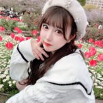 【SKE48】可愛いすぎ！！！　水野愛理がお花畑の中で写真を撮る！！！