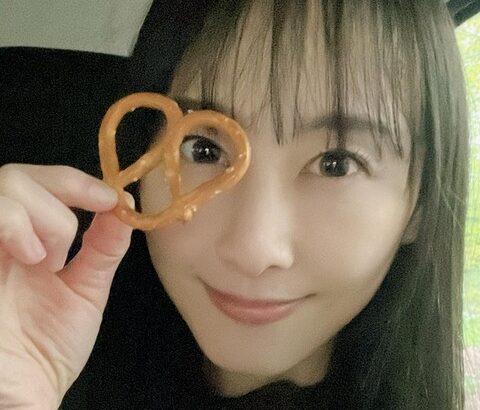 松井玲奈「🥨のスナックってどうしてこんなに美味しいんでしょうか。」