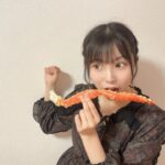 【SKE48】平野百菜「ショールームイベントでみんなにいただいた、カニを食べたよ☺」