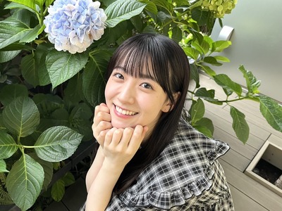 【櫻坂46】石森璃花のお母さん、CD開封動画を撮影！？