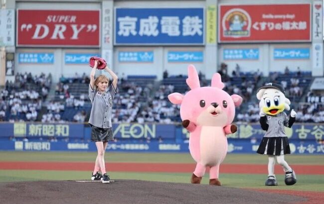 【動画】元AKB48岡田奈々さんの始球式をご覧ください！！【ロッテ－楽天】