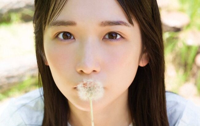 秋元康「世界の中心はさーやん」【秋元先生がSTU48高雄さやか1st写真集『君だけのもの』にコメントを寄せる】