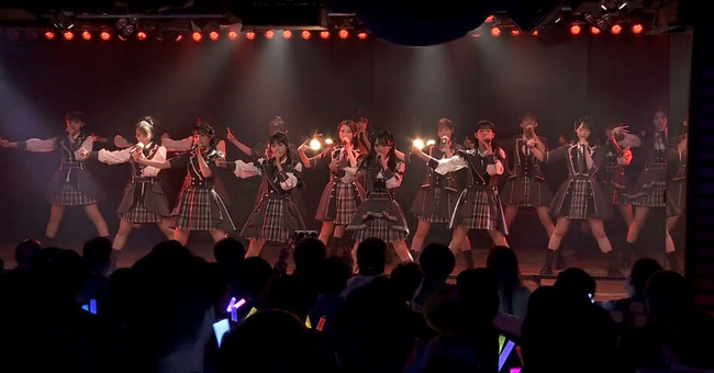 【朗報】AKB48研究生新公演「そこに未来はある」の新衣装良いよね！！