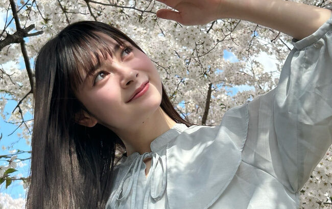 【朗報】AKB19期生 伊藤百花ちゃん 桜を公開処刑する可愛さ！【AKB4819期研究生いともも】