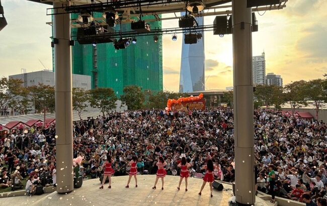 【朗報】AKB48のマレーシアイベント、大盛況で無事に終了！！！
