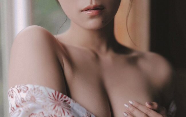 【画像】山内鈴蘭(29歳)がヌード？【元AKB48・元SKE48山内鈴蘭 ファースト写真集 発売決定】