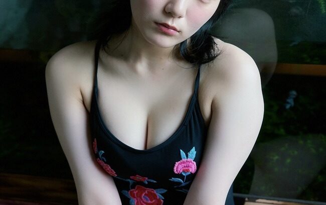 【朗報】田口愛佳さんの限界ショットが公開される！【AKB48田口愛佳、1st写真集からセクシーな下着姿を初解禁】