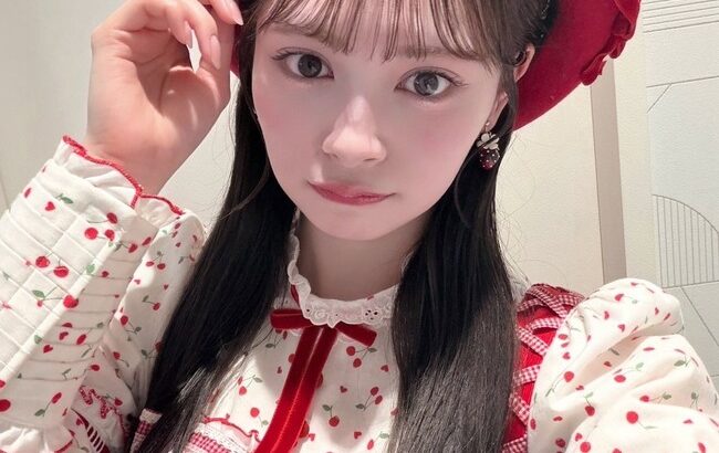 AKB48 伊藤百花 DDに言及「他の子の握手レーンへ挨拶して来る…とか社会科見学だから…とか気持ちは分かります…でも…」【いともも】