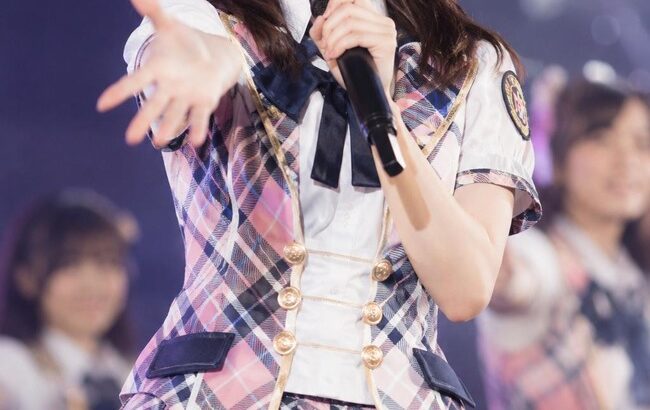 AIが考えた「AKB48っぽい衣装」がこちらです！！！