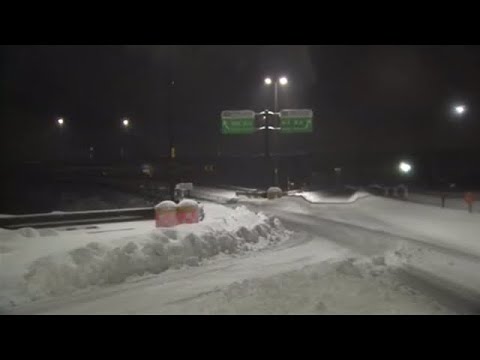 雪の影響 鳥取道で一時７７台の車が立ち往生