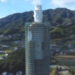まるでタワマン!?高さ100m「大観音像」が不思議な姿に　兵庫・淡路島で解体工事中（2022年1月5日）
