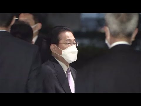 首相が高市氏と会食 憲法改正など意見交わす