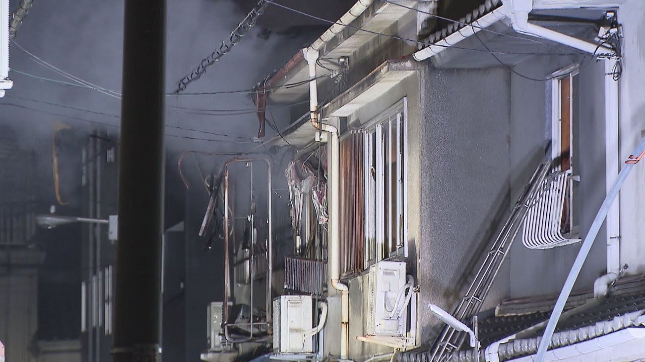大阪・福島で民家やアパートなど５棟を焼く火事　火元の民家に住む７３歳男性と連絡取れず