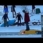 凍った川の上を暴走する車・・・氷が割れて水没　運転の女がまさかの行動に(2022年1月19日)