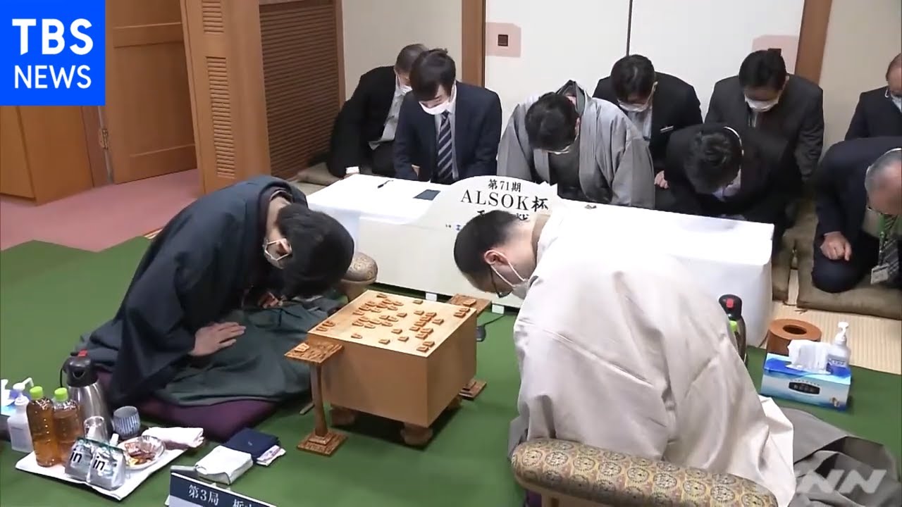 【速報】最年少五冠へ王手、藤井四冠が王将戦第３局を制す