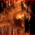 【火事】窓から炎噴き出す…住宅1棟全焼 新潟・佐渡市
