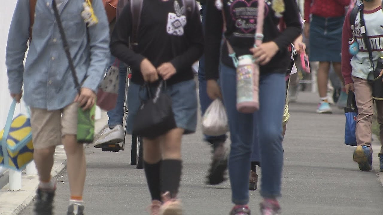 【給食はまだ？】小学校で給食が始まらない！市側は「おかず」や「皿」の持参を呼びかけ…『全面再開は未定』で保護者ら憤懣（2022年4月18日）