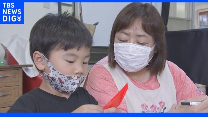 “コミュニケーション取りにくい”…「屋外でのマスク着用見直し」を東京都医師会が言及 背景には「子どもたちの発達への影響」｜TBS NEWS DIG