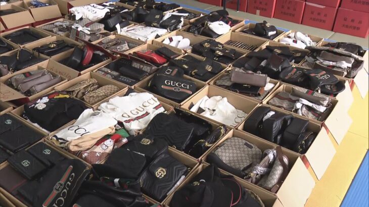 【独自】偽ブランド品のバッグなどを販売した疑い　中国籍の男５人を逮捕　約６５００点を押収