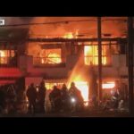 大阪・住吉区　４軒が連なる長屋で火事　けが人なし　火元の家の２階の部屋から出火か