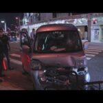 大阪市淀川区十三本町の交差点で軽自動車が歩道に突っ込む　女性１人が軽傷