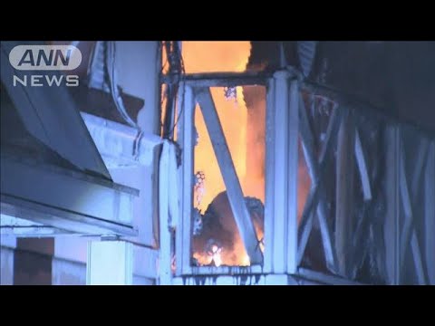 アパート火災で1人死亡　火元の住人安否不明(2022年12月18日)
