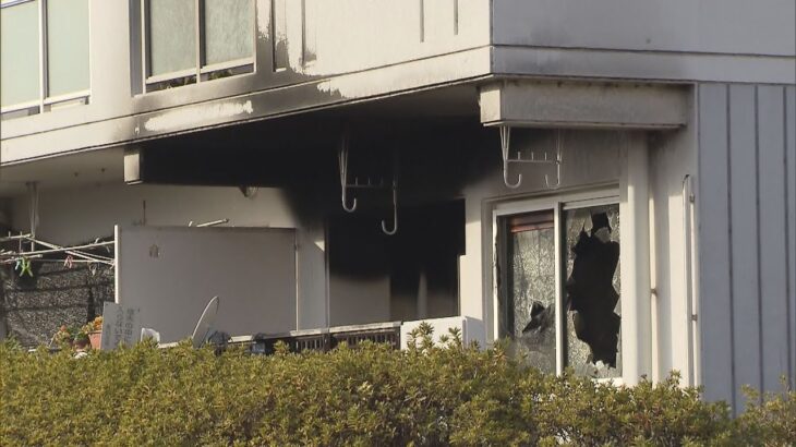 奈良市の県営住宅で火事　焼け跡から１人の遺体、車いすの住人男性が逃げ遅れたか