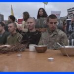 「捕らわれの身のクリスマス」アゾフ連隊兵士の妻らがデモ　ウクライナ・キーウ｜TBS NEWS DIG