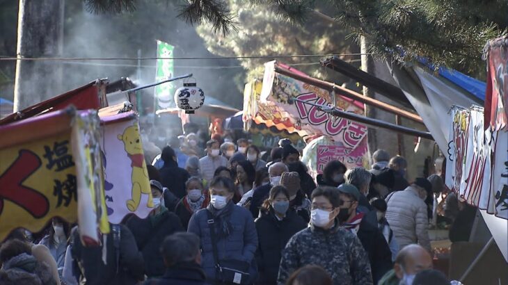 京都・北野天満宮で「終い天神」…１年を締めくくる縁日　露店数は例年の７～８割ほど（2022年12月25日）