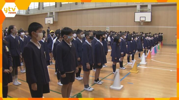 大阪市立小・中学校が１０日始業式　友達との再会喜び、今日から３学期スタート！