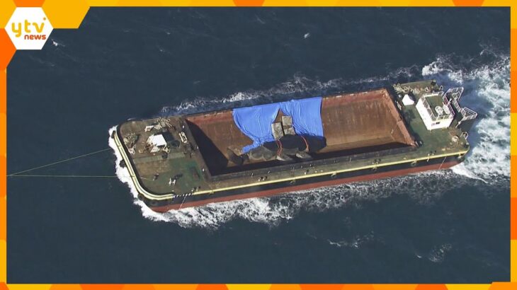 淀川河口で死んだクジラ　死骸を乗せた船が移動　午後に紀伊水道沖で沈める予定
