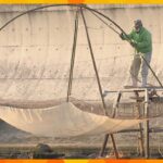 春の訪れを告げる「シロウオ漁」２ｍ四方の網を川底から引き揚げる　和歌山・湯浅町